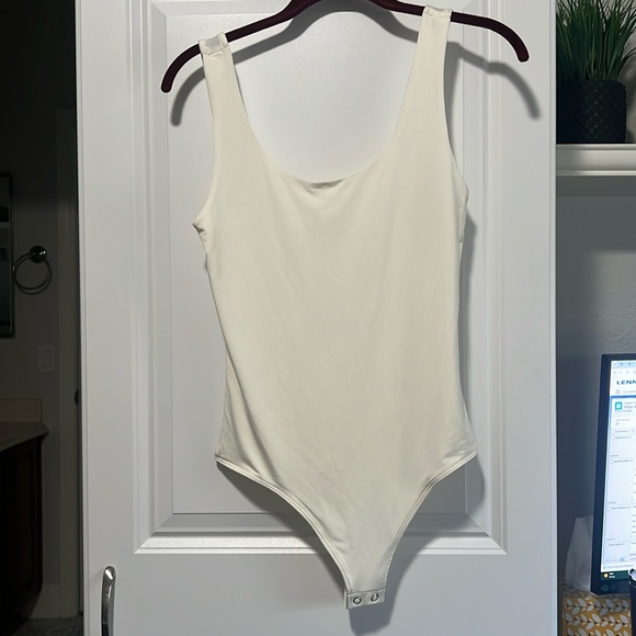 NWT Express body contour bodysuit size small - Picture 2 of 5